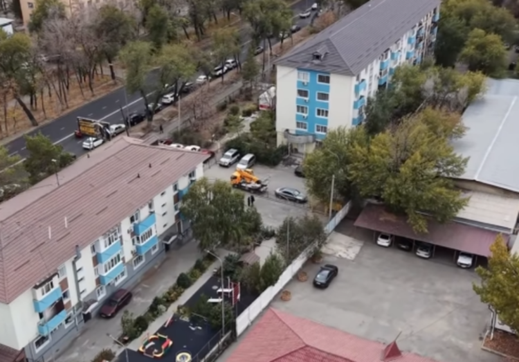 Талдыкорган преображается благодаря ремонту многоэтажек и фасадов