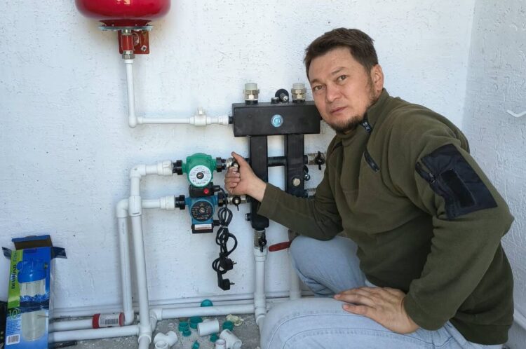 Как финансист стал востребованным сантехником в Талдыкоргане