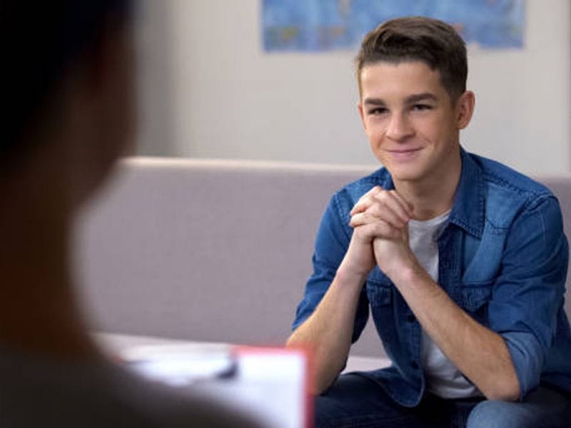 Куда подросткам трудоустроиться на каникулах