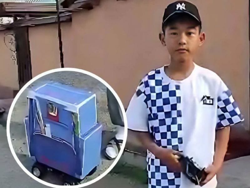 Школьник из Туркестана создал "умную сумку" с дистанционным управлением