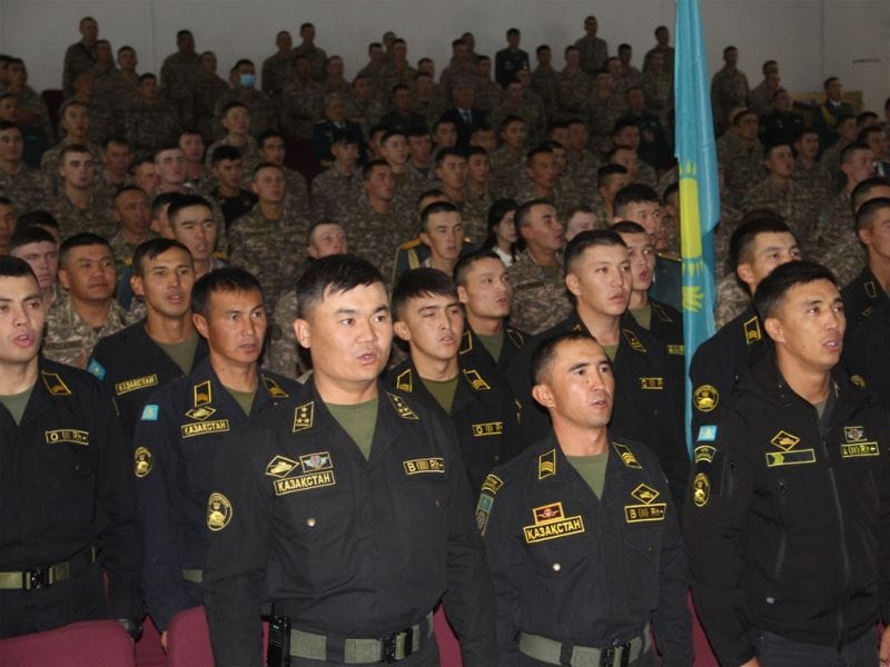 В Сарыозекском гарнизоне отметили День танкиста