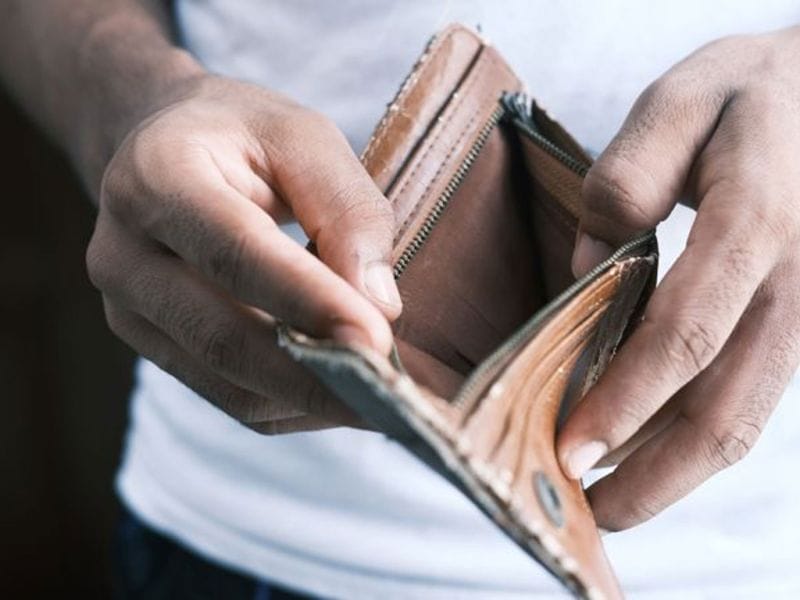 Почти 6 тыс. казахстанцев подали заявления на банкротство, но большинству отказали