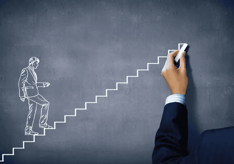 Путь к сильной экономике лежит через культ труда