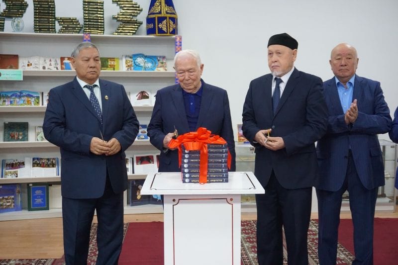 В Талдыкоргане презентовали книгу об Оракты батыре