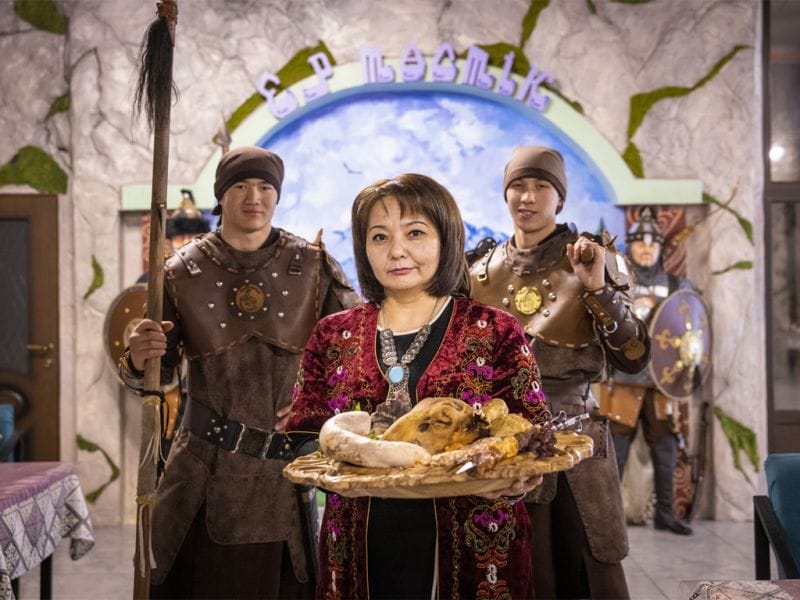 Кафе "Ер-Төстік" в Жетiсу: возвращение к истокам казахской кухни