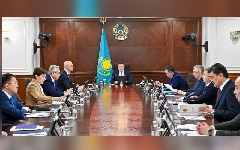 Премьер-министр призвал казахстанцев отнестись со всей серьезностью к оповещению акиматов и специальных служб