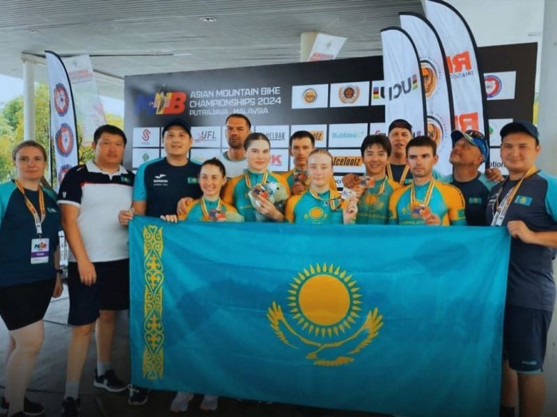 На чемпионате Азии по велоспорту сборная Казахстана вошла в тройку лидеров
