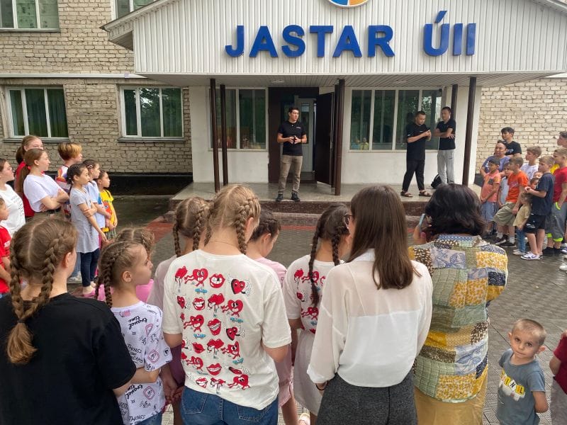 "Jetisu Digital" открывает двери в мир IT для детей из "Айналайын"