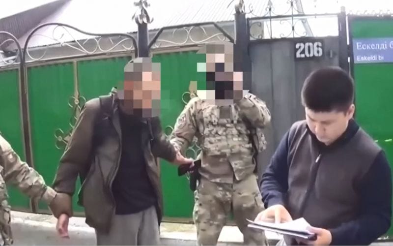 В Талдыкоргане задержан сторонник салафитов с наркотиками
