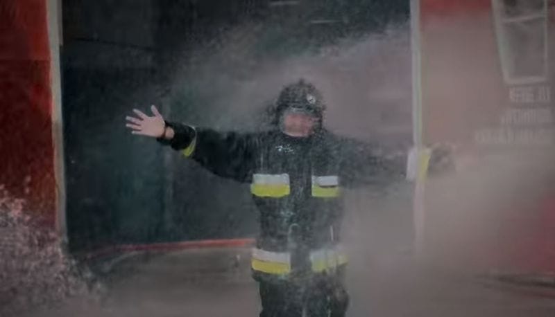 В ДЧС области Жетісу пожарному устроили «водные» проводы